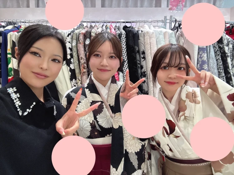 友達同士で袴姫ちゃんご紹介