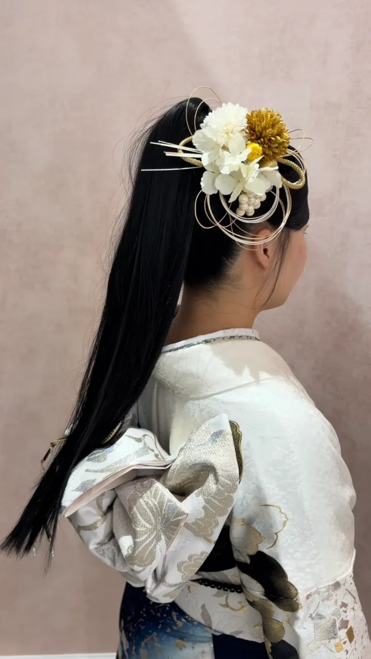 すっきりポニーテールヘアアレンジご紹介