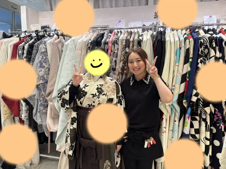 ベージュ×黒の袴コーデのお客様紹介