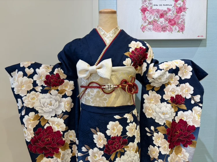 TAKAZEN堺店で展示している振
