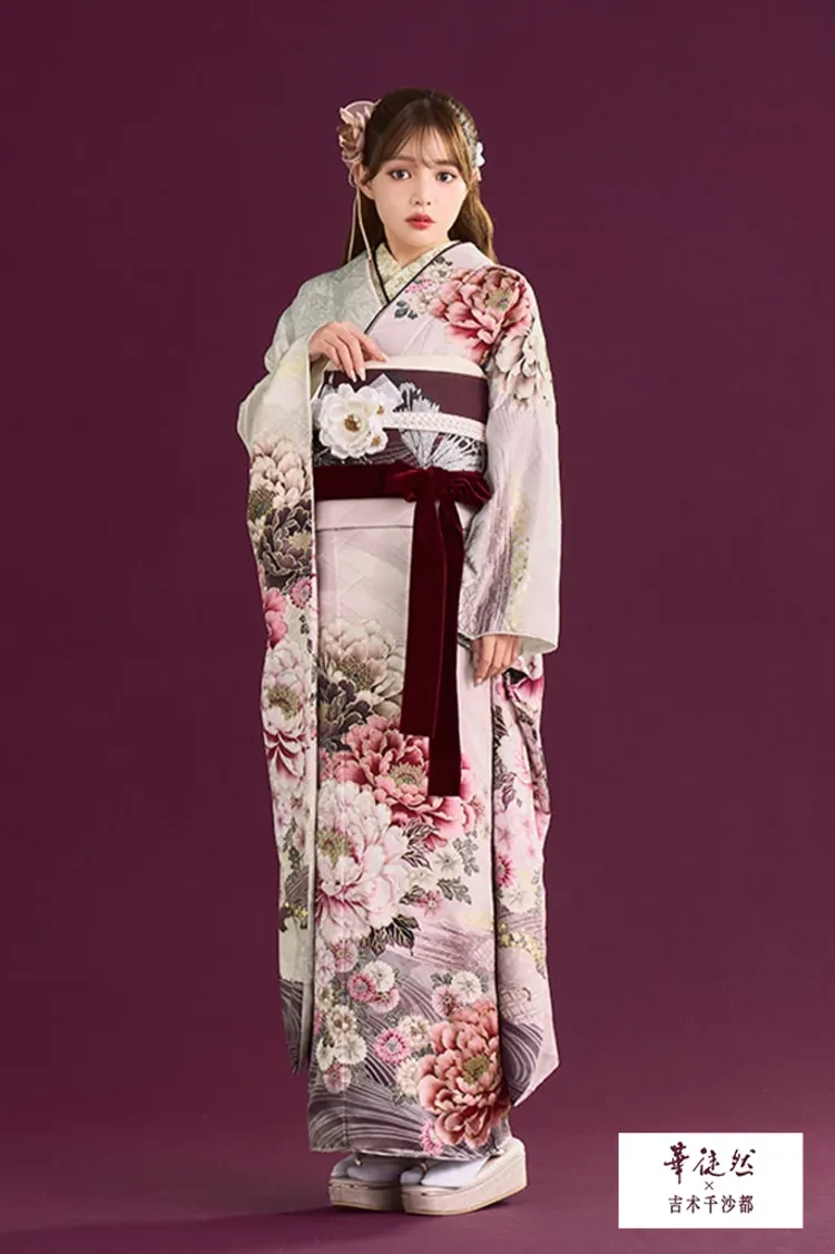 TAKAZENのレンタル振袖 華徒然×吉木千沙都ブランド振袖 くすみピンク 牡丹柄 大人かわいい 古典柄振袖【通販可】K1354