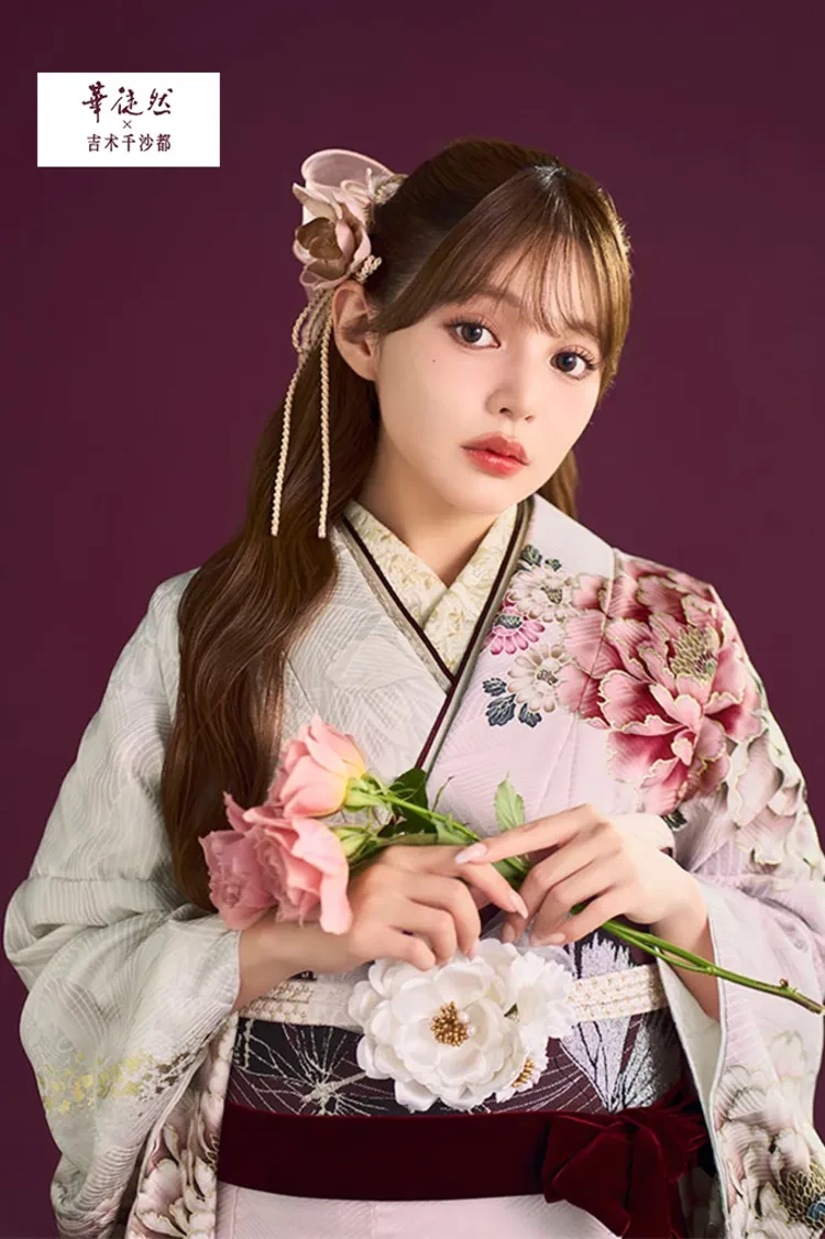 TAKAZENのレンタル振袖 華徒然×吉木千沙都ブランド振袖 くすみピンク 牡丹柄 大人かわいい 古典柄振袖【通販可】K1354