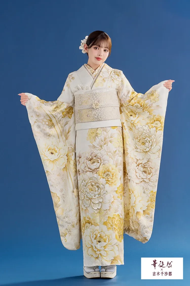 TAKAZENのレンタル振袖 華徒然×吉木千沙都ブランド振袖 TAKAZENオリジナル配色の白金 牡丹柄 華やか きれいめ振袖【通販可】K1362