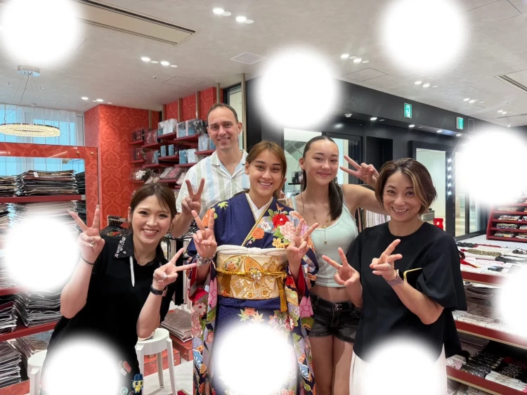 成人式　前撮り　梅田　振袖レンタル　袴レンタル　家族写真　前撮り撮影会　お写真プラン　紺　古典振袖