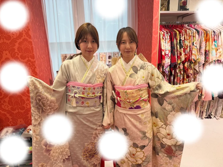 振袖レンタル　2回目レンタル　結婚式着用の振袖　くすみカラー
