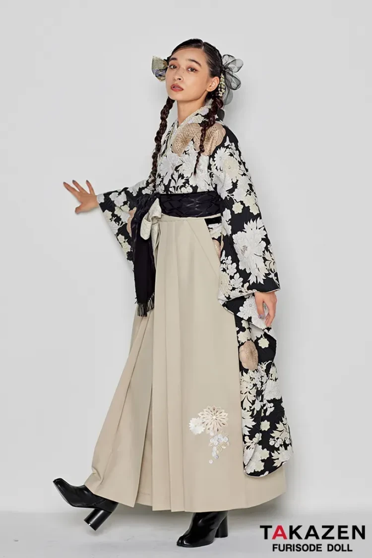 モノトーン　袴　おしゃれ　卒業式　TAKAZEN 袴レンタル