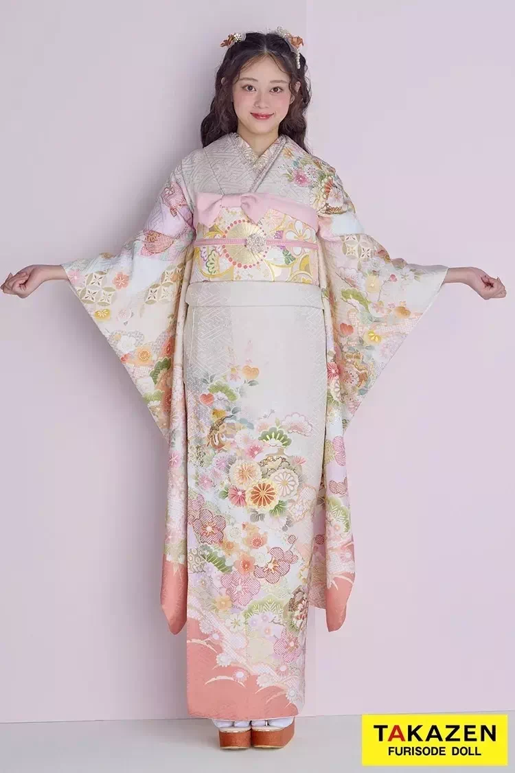 姫路で成人式お振袖をレンタルするならTAKAZEＮ姫路店。パーソナルカラー別似合うお振袖をご紹介🤍