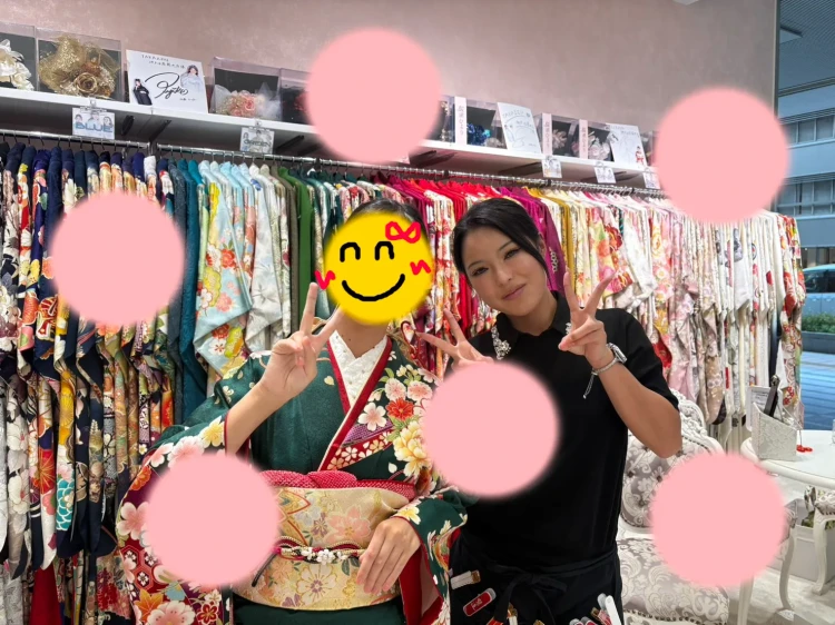 TAKAZEN神戸旧居留地店緑古典のお振袖