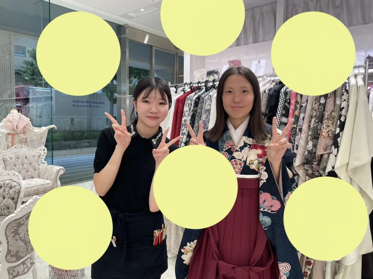 TAKAZEN神戸旧居留地店古典柄の小振袖にエンジの袴コーデの姫ちゃんご紹介