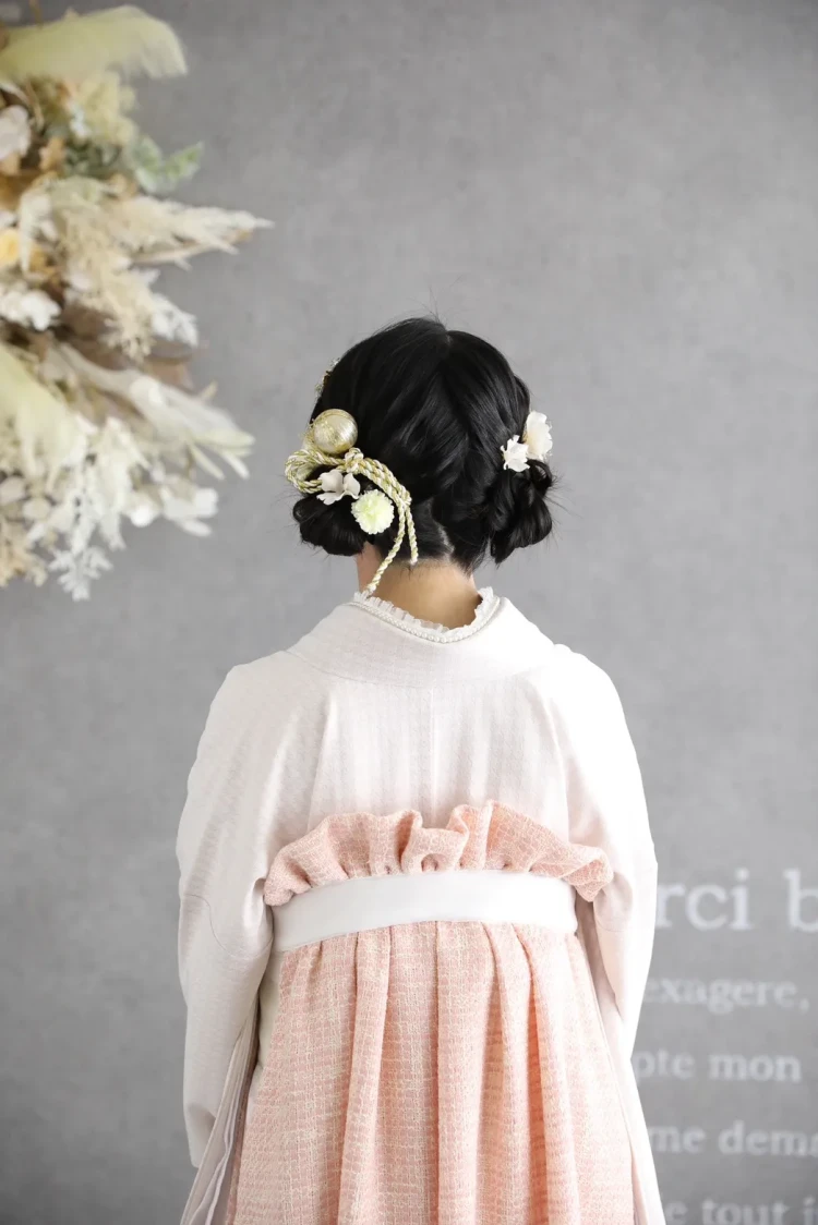 TAKAZEN奈良店で袴の前撮りを撮影されたお客様のヘアメ写真