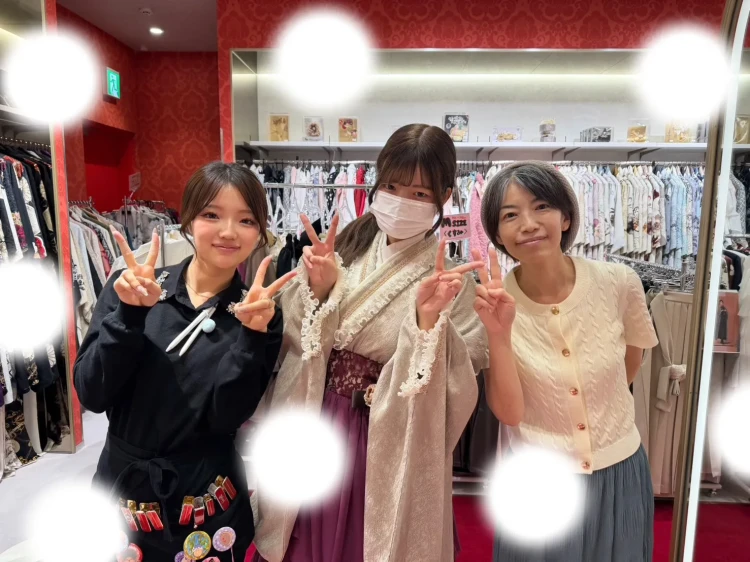 卒業式　袴レンタル　大阪梅田　フリフリドレス袴　