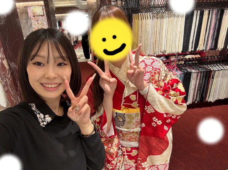 TAKAZEN東京表参道店Flagshipでレンタルできるプレミアム古典の滝泰のお振袖をご契約いただいたお嬢さまのご紹介。