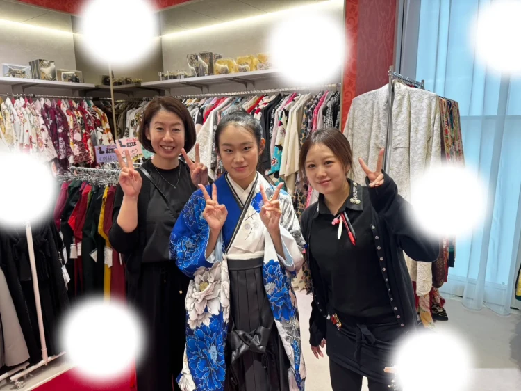 2027年卒業式袴レンタルしたお嬢様