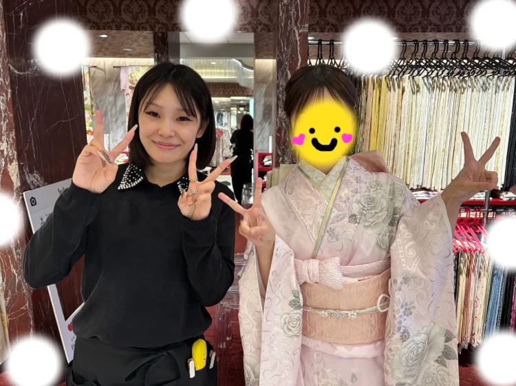 TAKAZEN東京表参道店Flagshipでオリジナルヘップバーンシリーズのピンクのローズのお振袖を2028年成人式レンタルでご契約いただいたお客様のご紹介