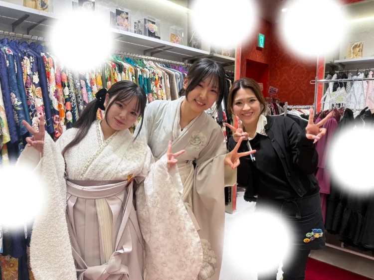 成人式　卒業式　TAKAZEN 袴レンタル　かわいい袴　白ピンク袴