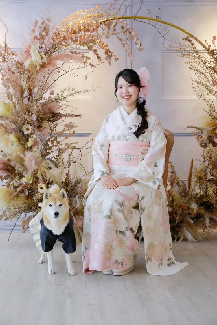 犬と座って撮影できる思い出の一枚のお写真